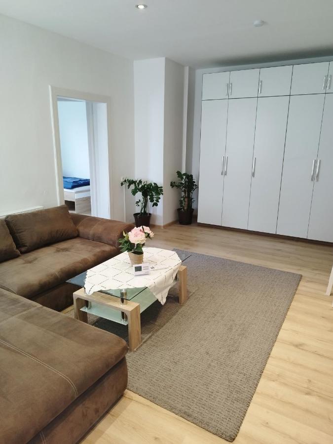 Holling Apartman Fertőboz المظهر الخارجي الصورة